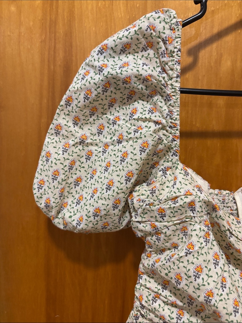 Puff-Sleeve Floral Midi Dress in Cream with Orange Print - Picture 6 of 9